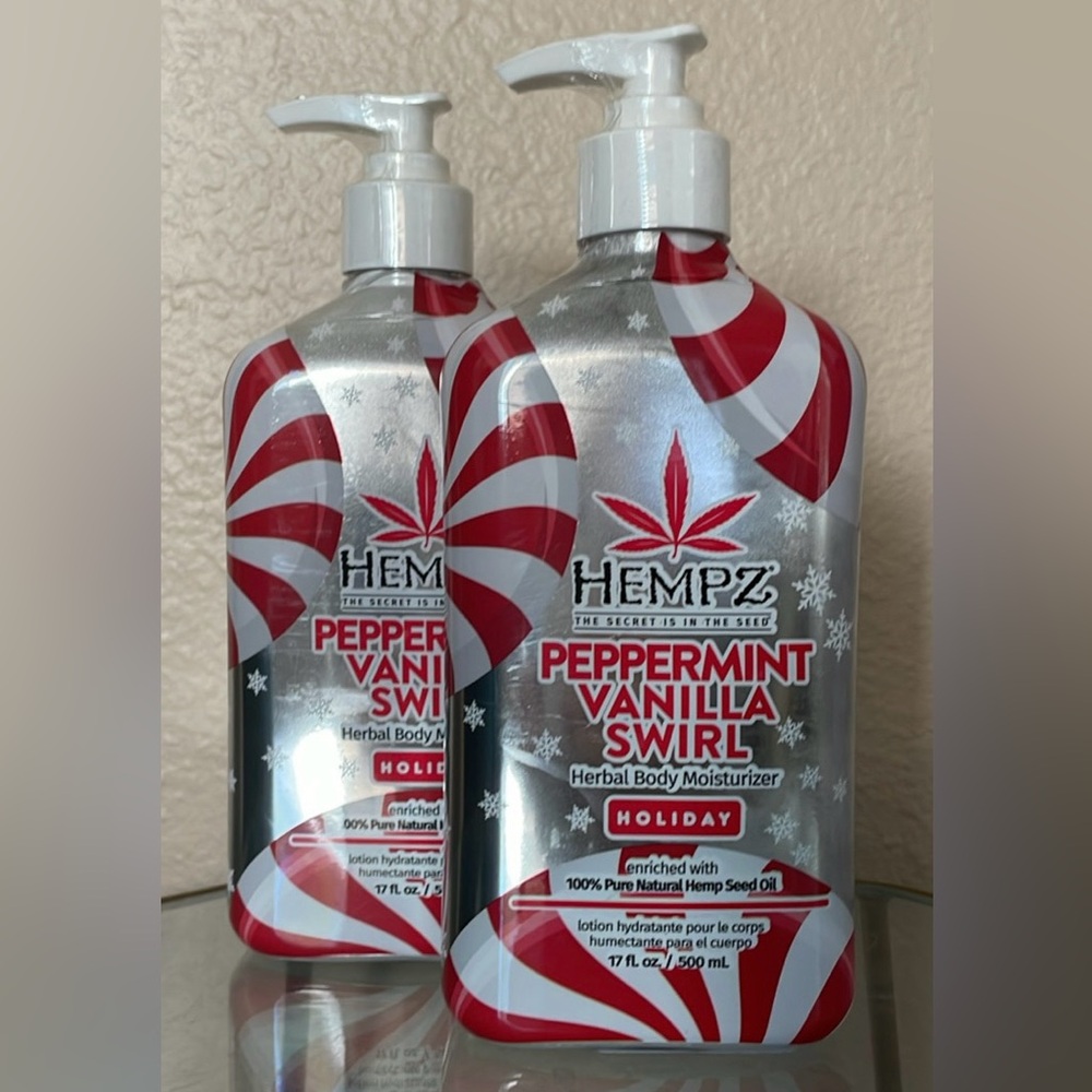 Hempz Peppermint Vanilla Swirl Herbal Body Moisturizer holiday 17oz